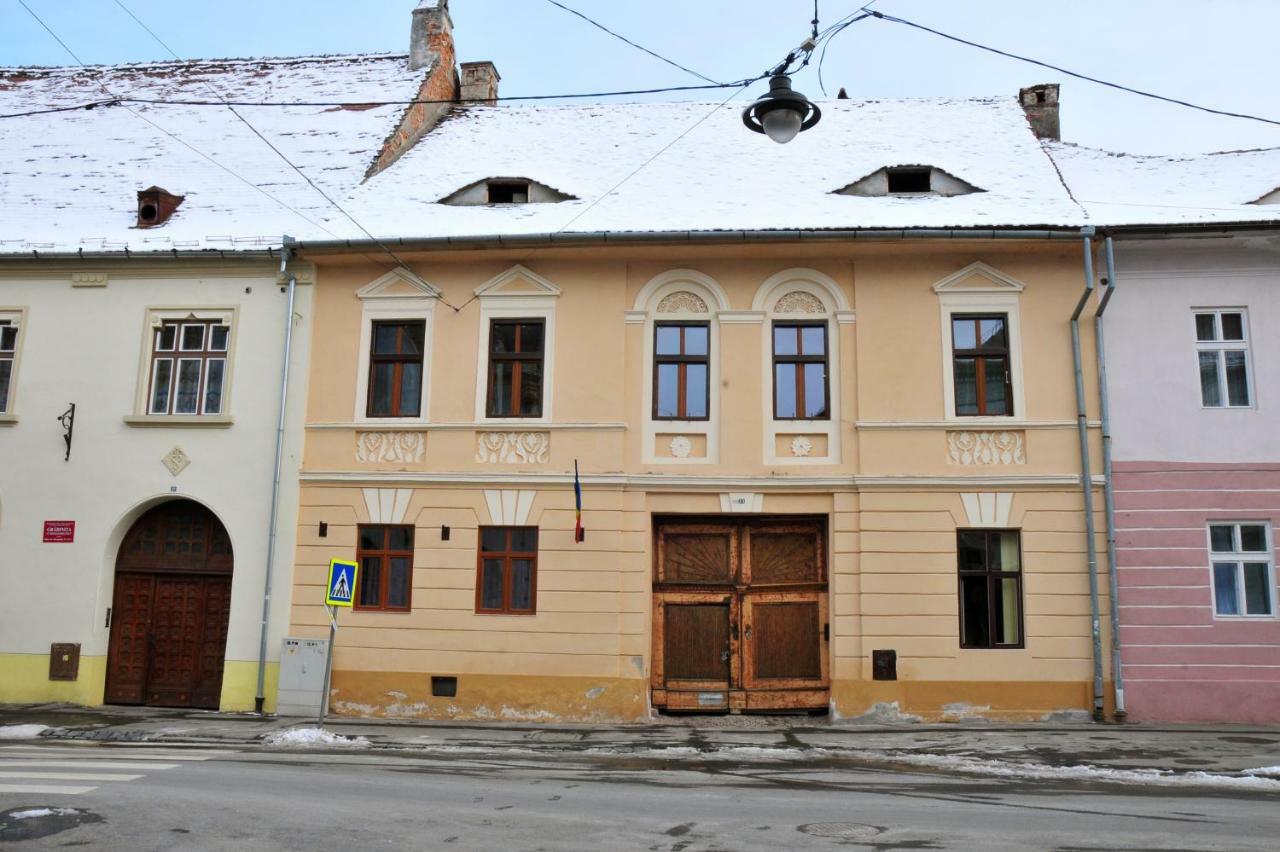 Ronis Apartments Sibiu Extérieur photo